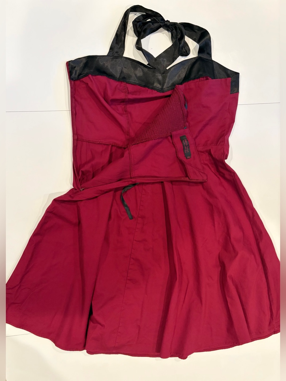 Sleeveless Halter Fit & Flare Dress in Wine with Black Trim - size 2XL - Picture 3 of 6